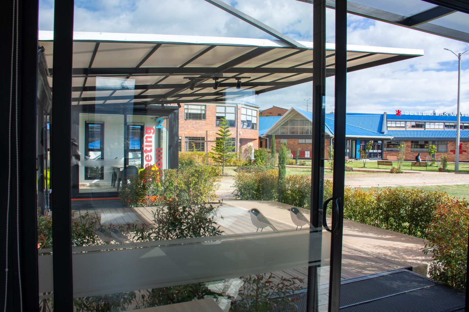 CSV Emotion Oficinas-09